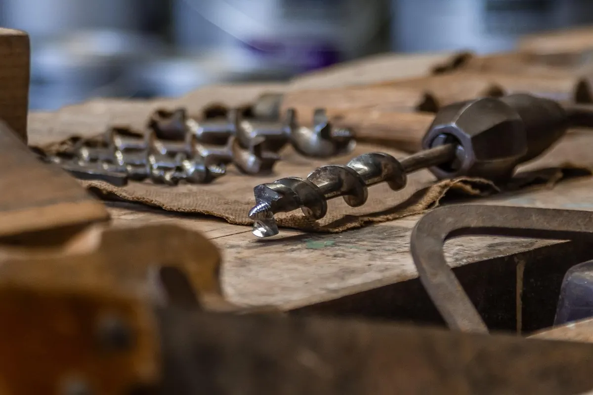 How to Drill and Thread a Conker Without Splitting It